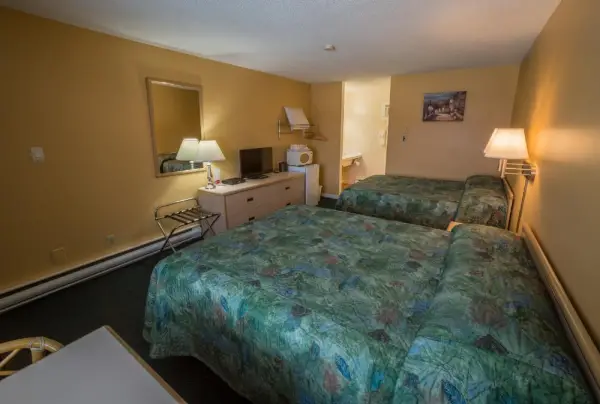 Westwood Motel 100 Mile House 10